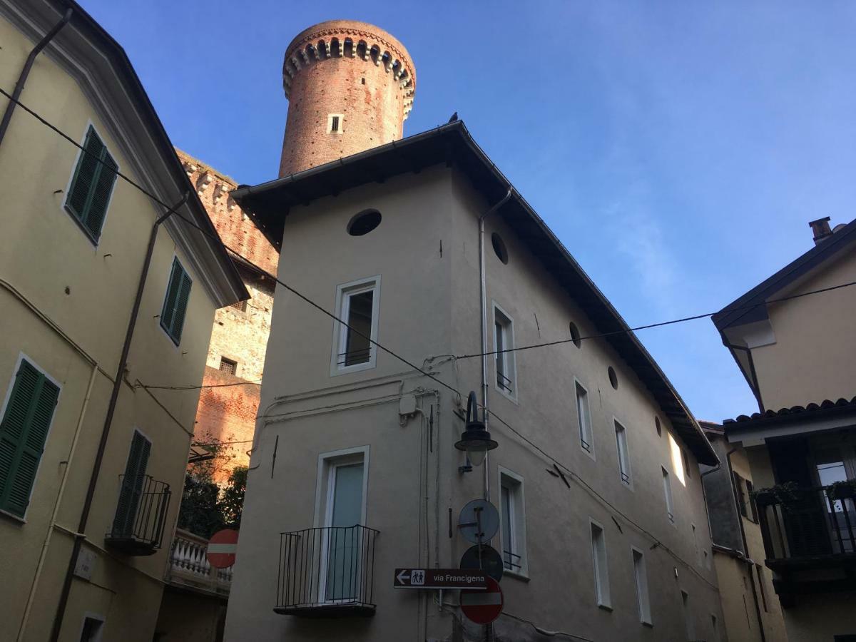 Apartamento Domus LEYDI Ivrea Exterior foto