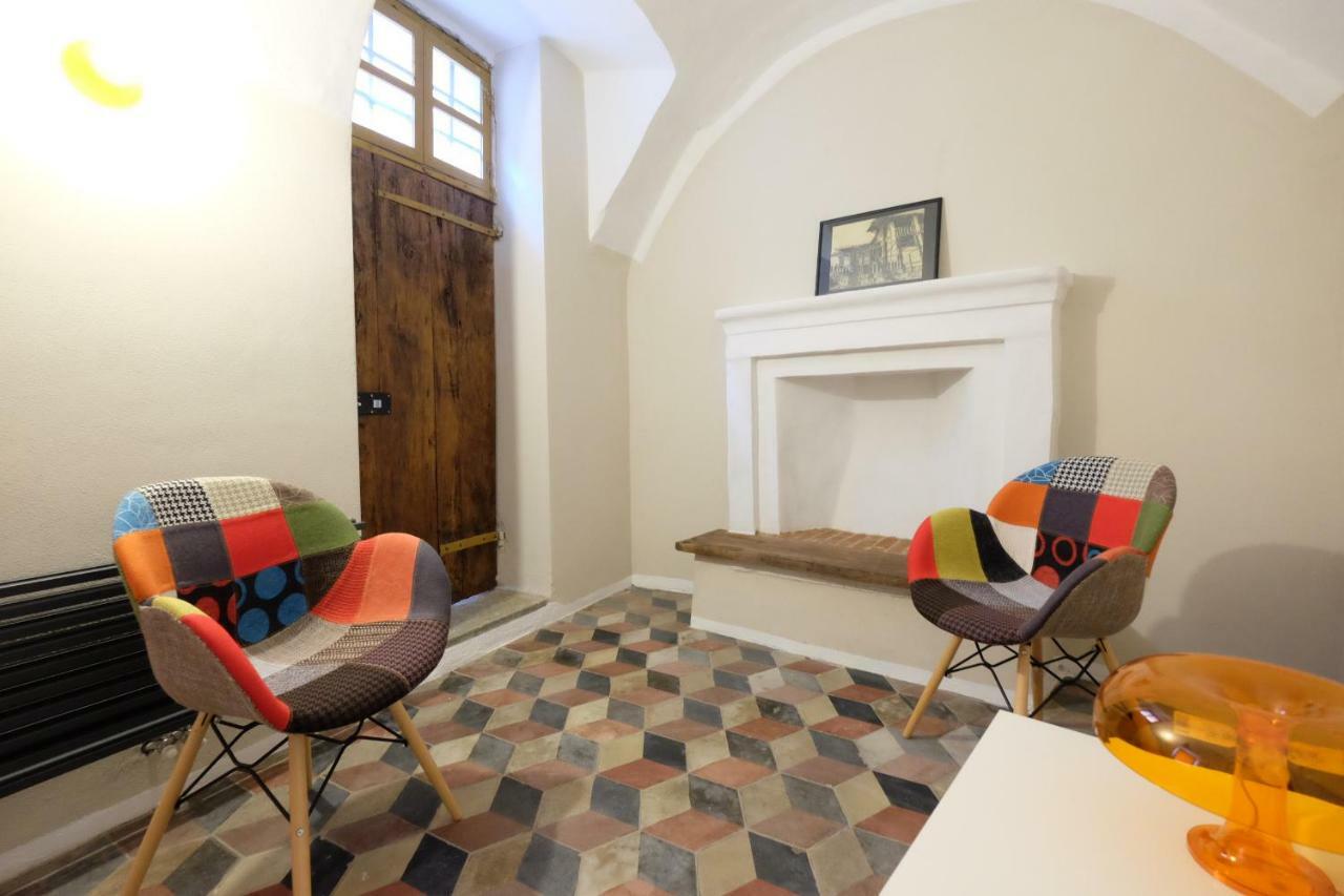 Apartamento Domus LEYDI Ivrea Exterior foto